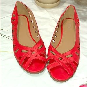 🌿☘️ AKUA size 8☘️🌿